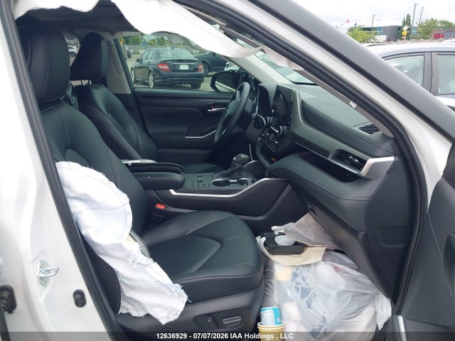 Продажа на аукционе авто 2025 Toyota Highlander, vin: 5TDKBRCH8SS685910, номер лота: 12636929