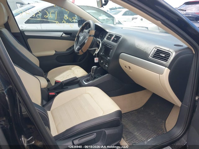 Aukcja sprzedaży 2013 Volkswagen Jetta 2.5l Comfortline/2.5l Sportline, vin: 3VWDX7AJ1DM241899, numer aukcji: 12636948