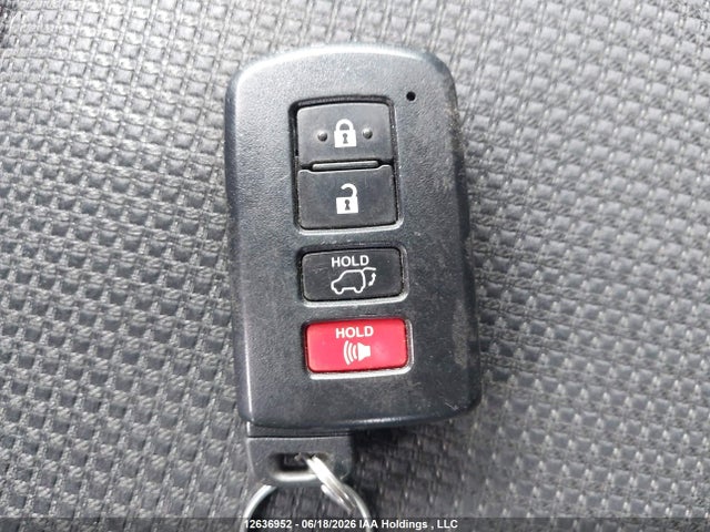 12636952 :رقم المزاد ، 2T3RFREV5JW816438 vin ، 2018 Toyota Rav4 Adventure/xle مزاد بيع