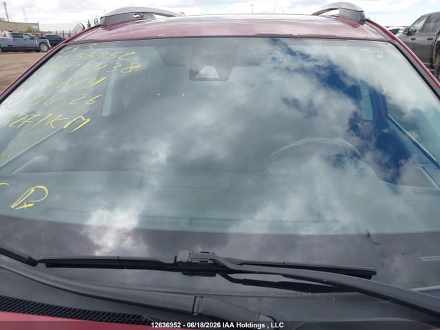 12636952 :رقم المزاد ، 2T3RFREV5JW816438 vin ، 2018 Toyota Rav4 Adventure/xle مزاد بيع