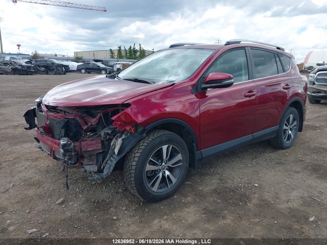 12636952 :رقم المزاد ، 2T3RFREV5JW816438 vin ، 2018 Toyota Rav4 Adventure/xle مزاد بيع