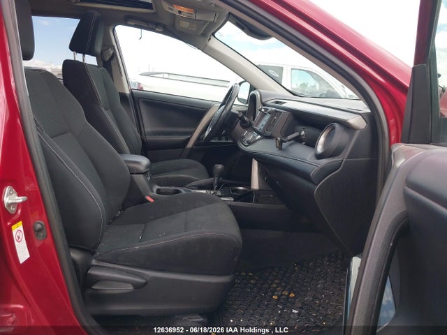 12636952 :رقم المزاد ، 2T3RFREV5JW816438 vin ، 2018 Toyota Rav4 Adventure/xle مزاد بيع