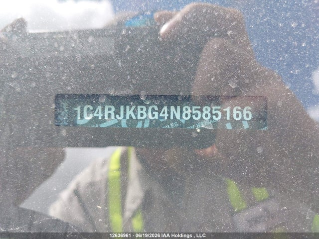 1C4RJKBG4N8585166 Jeep Grand Cherokee L Limited
