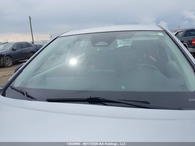 7MUAAAAG1PV056142 Toyota Corolla Cross L