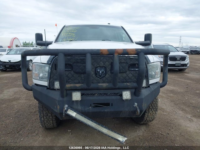 RAM 3500 Slt 2017 3C63R3HL0HG661447 Image 9