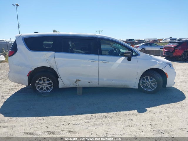 Chrysler Pacifica Touring L 2024 2C4RC1BG7RR175685 Image 11