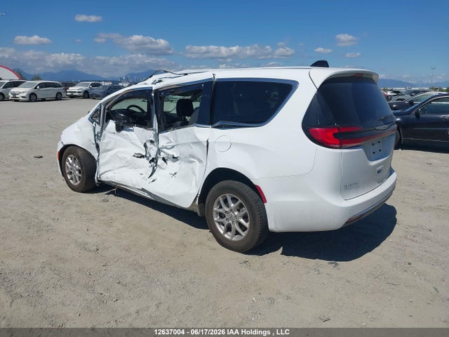 Chrysler Pacifica Touring L 2024 2C4RC1BG7RR175685 Image 3