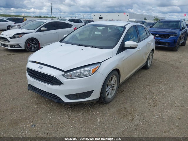 Ford FOCUS SE 2017 1FADP3F21HL255778 Image 2