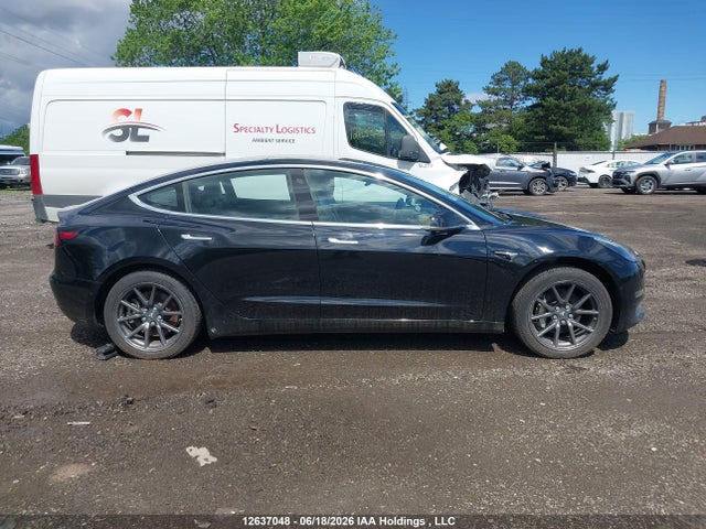 Tesla MODEL 3 2018 5YJ3E1EA4JF021023 Image 13