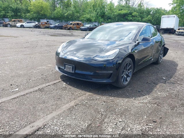 Tesla MODEL 3 2018 5YJ3E1EA4JF021023 Image 2