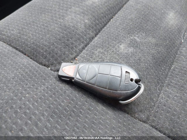 12637052 :رقم المزاد ، 2C4RDGBG3FR613095 vin ، 2015 Dodge Caravan مزاد بيع