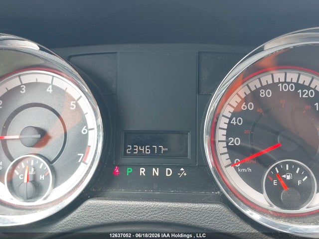 12637052 :رقم المزاد ، 2C4RDGBG3FR613095 vin ، 2015 Dodge Caravan مزاد بيع