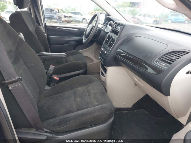 12637052 :رقم المزاد ، 2C4RDGBG3FR613095 vin ، 2015 Dodge Caravan مزاد بيع