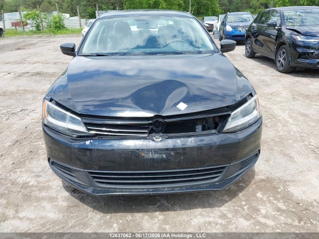 2011 Volkswagen Jetta 2.0l Trendline/2.0l Trendline+ მანქანა იყიდება აუქციონზე, vin: 3VW2K7AJ1BM336482, აუქციონის ნომერი: 12637062