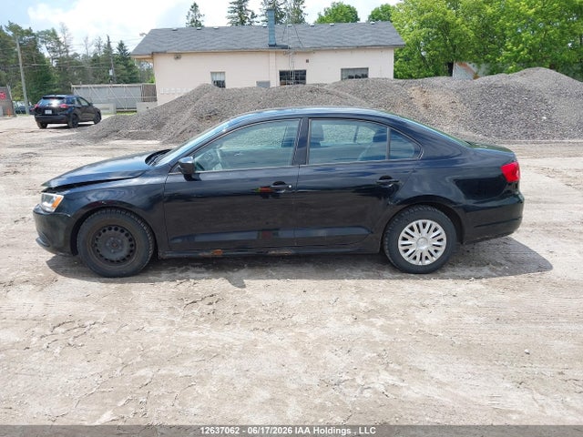 2011 Volkswagen Jetta 2.0l Trendline/2.0l Trendline+ მანქანა იყიდება აუქციონზე, vin: 3VW2K7AJ1BM336482, აუქციონის ნომერი: 12637062