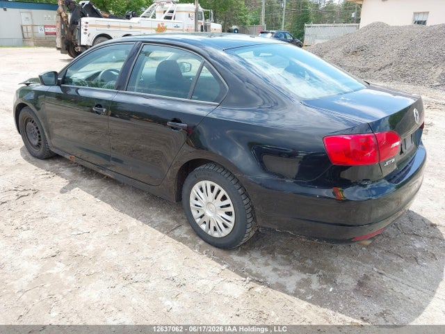 2011 Volkswagen Jetta 2.0l Trendline/2.0l Trendline+ მანქანა იყიდება აუქციონზე, vin: 3VW2K7AJ1BM336482, აუქციონის ნომერი: 12637062