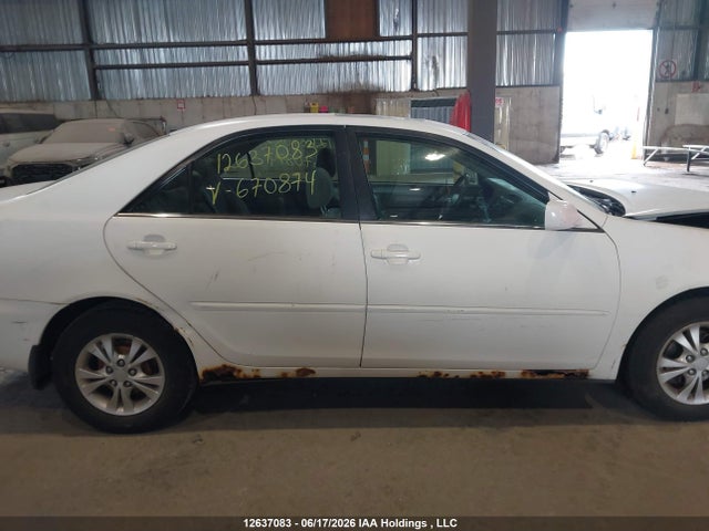 Продажа на аукционе авто 2006 Toyota Camry Le/xle/se, vin: 4T1BE32K16U670874, номер лота: 12637083