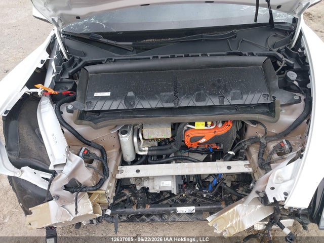 7SAYGAEE6PF645856 Tesla Model Y
