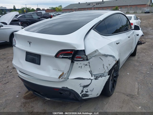 7SAYGAEE6PF645856 Tesla Model Y