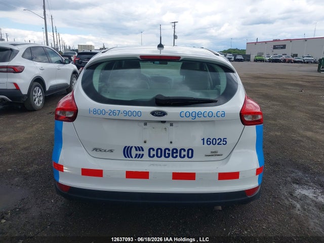 2016 Ford Focus Se მანქანა იყიდება აუქციონზე, vin: 1FADP3K28GL214598, აუქციონის ნომერი: 12637093