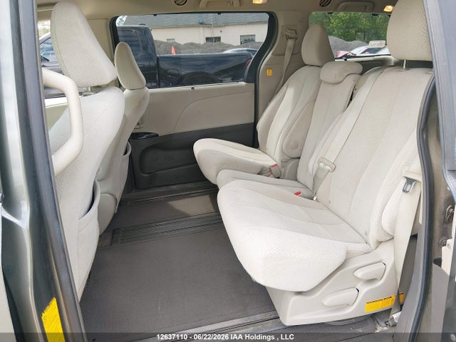 Aukcja sprzedaży 2012 Toyota Sienna Le V6, vin: 5TDKK3DC4CS231896, numer aukcji: 12637110