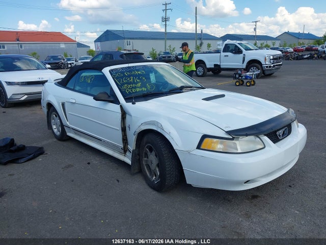 2000 Ford Mustang მანქანა იყიდება აუქციონზე, vin: 1FAFP4446YF250447, აუქციონის ნომერი: 12637163