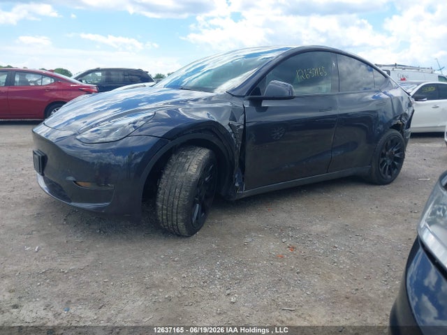 Tesla Model Y Long Range/rwd 2024 7SAYGDED6RF992177 Image 2