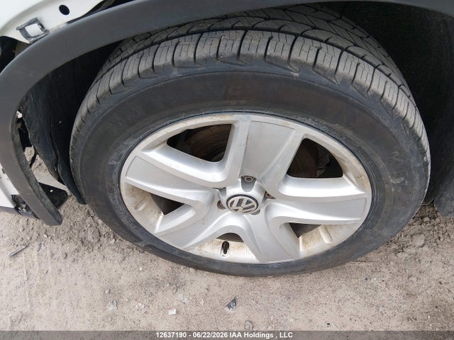 Aukcja sprzedaży 2016 Volkswagen Tiguan Comfort/high/r-line/sp Ed, vin: WVGJV7AX9GW580023, numer aukcji: 12637190