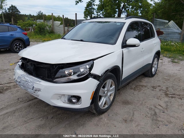 Aukcja sprzedaży 2016 Volkswagen Tiguan Comfort/high/r-line/sp Ed, vin: WVGJV7AX9GW580023, numer aukcji: 12637190