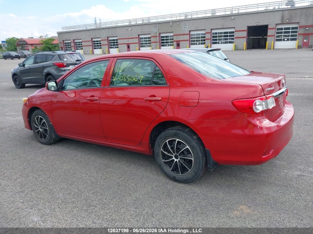 12637196 :رقم المزاد ، 2T1BU4EE1DC035067 vin ، 2013 Toyota Corolla مزاد بيع
