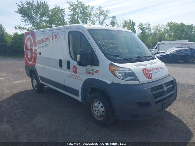 12637197 :رقم المزاد ، 3C6TRVAG9FE510429 vin ، 2015 Ram Promaster 1500 Low Roof مزاد بيع