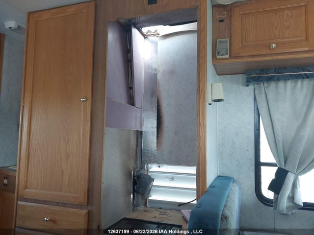 12637199 :رقم المزاد ، 1FDKE30G8SHC26540 vin ، 1995 Ford Econoline E350 Cutaway Van مزاد بيع