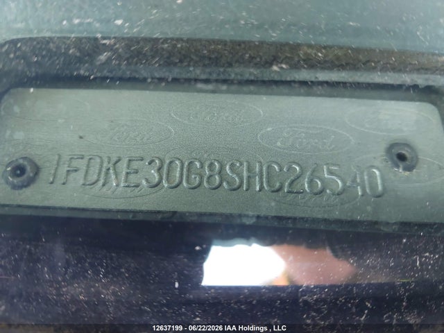 12637199 :رقم المزاد ، 1FDKE30G8SHC26540 vin ، 1995 Ford Econoline E350 Cutaway Van مزاد بيع