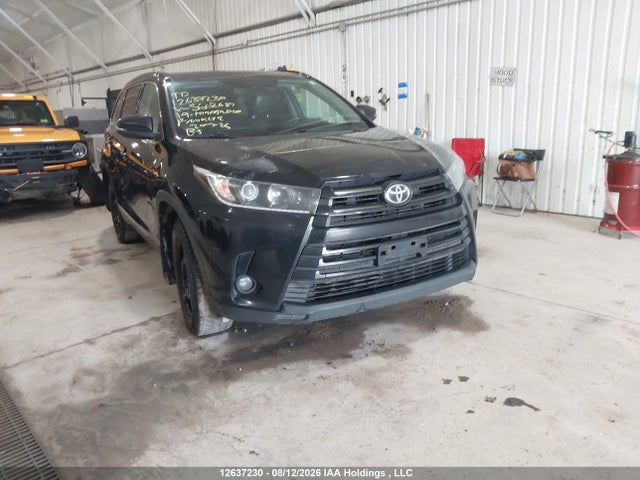 2019 5TDJZRFH8KS602687 main image