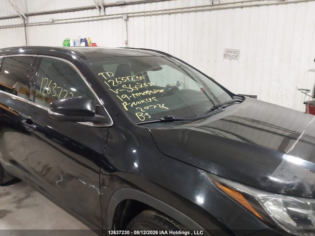 Toyota Highlander Xle 2019 5TDJZRFH8KS602687 Image 16