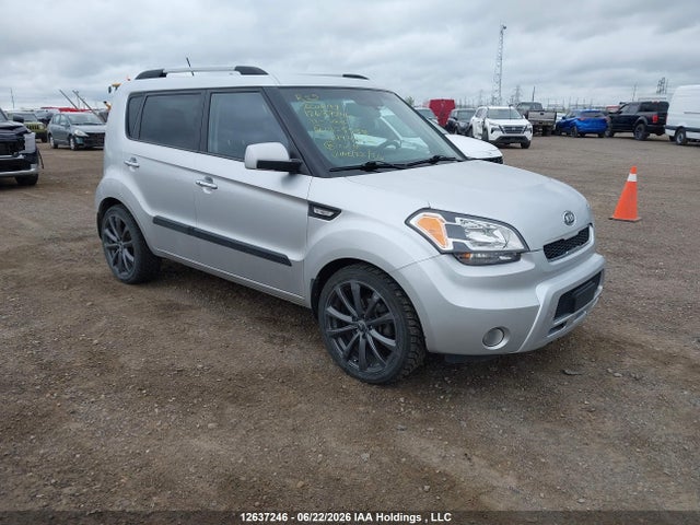 Продажа на аукционе авто 2011 Kia Soul 2.0l 2u/2.0l 4u/2.0l 4u Burner/2.0l 4u Luxury/2.0l 4u Retro/2.0l 4u Sx, vin: KNDJT2A26B7325558, номер лота: 12637246