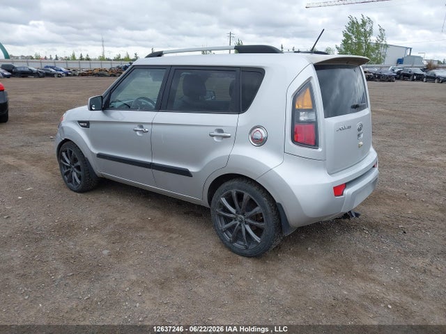 Продажа на аукционе авто 2011 Kia Soul 2.0l 2u/2.0l 4u/2.0l 4u Burner/2.0l 4u Luxury/2.0l 4u Retro/2.0l 4u Sx, vin: KNDJT2A26B7325558, номер лота: 12637246