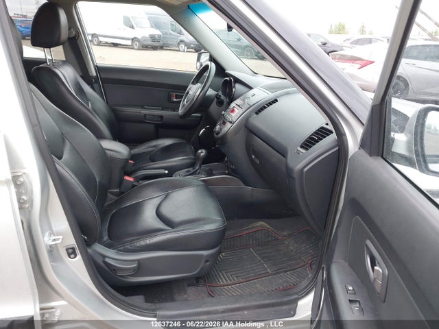 Продажа на аукционе авто 2011 Kia Soul 2.0l 2u/2.0l 4u/2.0l 4u Burner/2.0l 4u Luxury/2.0l 4u Retro/2.0l 4u Sx, vin: KNDJT2A26B7325558, номер лота: 12637246