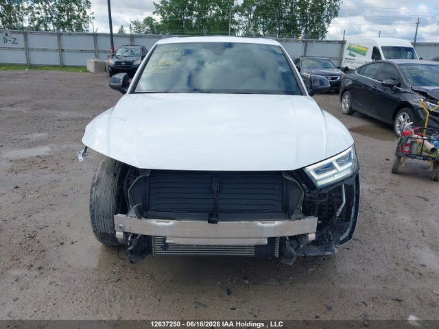 12637250 :رقم المزاد ، WA1FNAFY6K2063426 vin ، 2019 Audi Q5 45 Technik مزاد بيع