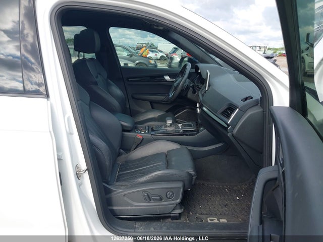 12637250 :رقم المزاد ، WA1FNAFY6K2063426 vin ، 2019 Audi Q5 45 Technik مزاد بيع