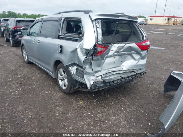 Toyota SIENNA LE 2020 5TDKZ3DC5LS079848 Image 3
