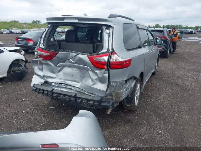 Toyota SIENNA LE 2020 5TDKZ3DC5LS079848 Image 4