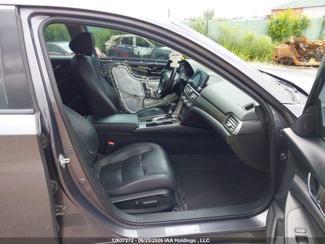 Продаж на аукціоні авто 2018 Honda Accord Touring, vin: 1HGCV1F97JA800284, номер лоту: 12637272