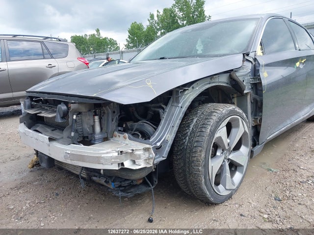 Продаж на аукціоні авто 2018 Honda Accord Touring, vin: 1HGCV1F97JA800284, номер лоту: 12637272