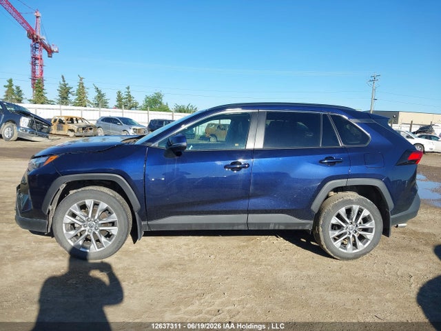 2022 Toyota Rav4 Xle/xle Premium მანქანა იყიდება აუქციონზე, vin: 2T3R1RFV6NW256562, აუქციონის ნომერი: 12637311