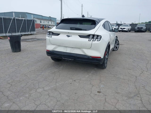 Ford Mustang Mach-e Premium 2023 3FMTK3SS0PMA16404 Image 4