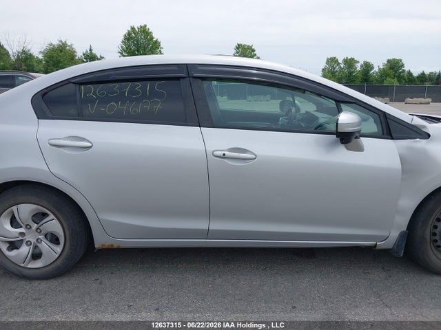 Aukcja sprzedaży 2015 Honda Civic, vin: 2HGFB2F52FH046177, numer aukcji: 12637315