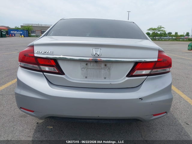Honda Civic 2015 2HGFB2F52FH046177 Image 17