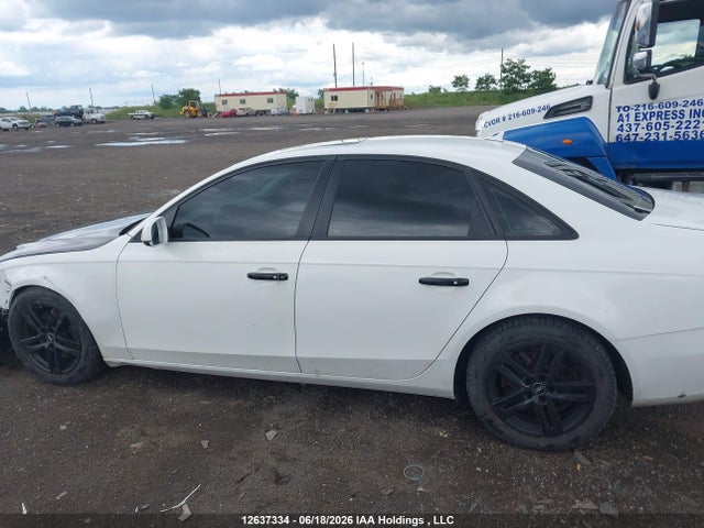 2013 Audi A4 2.0t მანქანა იყიდება აუქციონზე, vin: WAUBFCFL9DN039427, აუქციონის ნომერი: 12637334