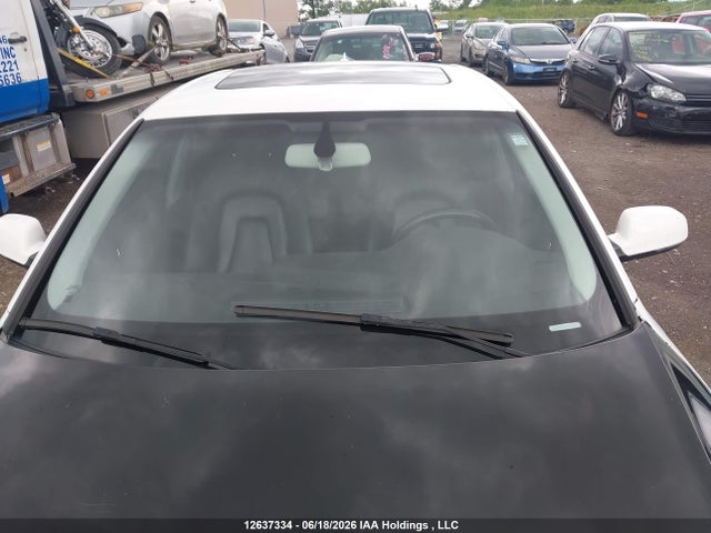 2013 Audi A4 2.0t მანქანა იყიდება აუქციონზე, vin: WAUBFCFL9DN039427, აუქციონის ნომერი: 12637334